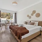 מלון דירות Beachside - 21 Traumhafte Mit Pool & Sauna Direkt Am 4*