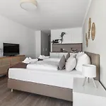 Beachside - 21 Traumhafte Mit Pool & Sauna Direkt Am 4*