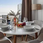 Beachside - 21 Traumhafte Mit Pool & Sauna Direkt Am Grömitz