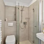 Beachside - 21 Traumhafte Mit Pool & Sauna Direkt Am מלון דירות