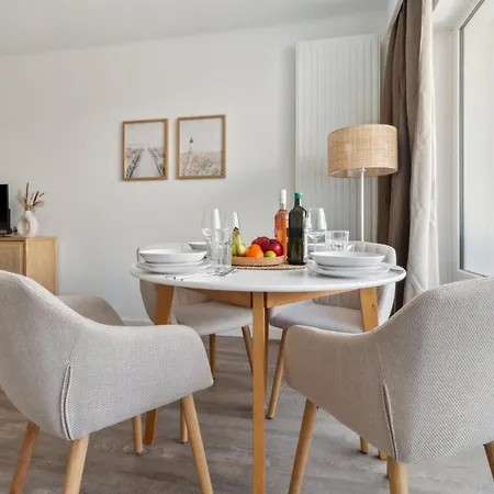 Beachside - 21 Direkt Am 5*
